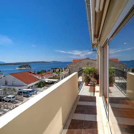 The Swallow's Nest - Zf Hvar Hvar Town