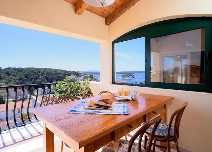 The Swallow's Nest - Zf Hvar Apartment *