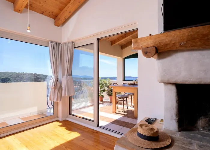 Apartment The Swallow's Nest - Zf Hvar